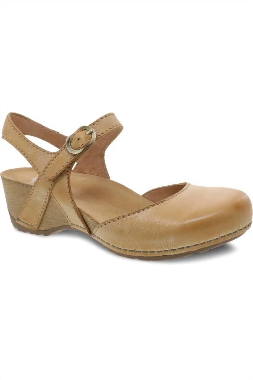 NEW DANSKO women's tiffani milled burnished mules in tan